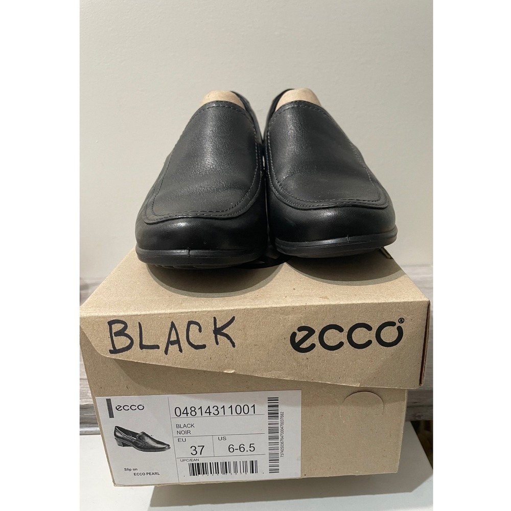 ECCO Pearl Black Leather Slip On Loafers Block Heel Womens 37 6.5